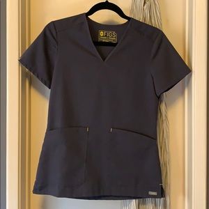 Figs two pocket scrub top - grey - xxs